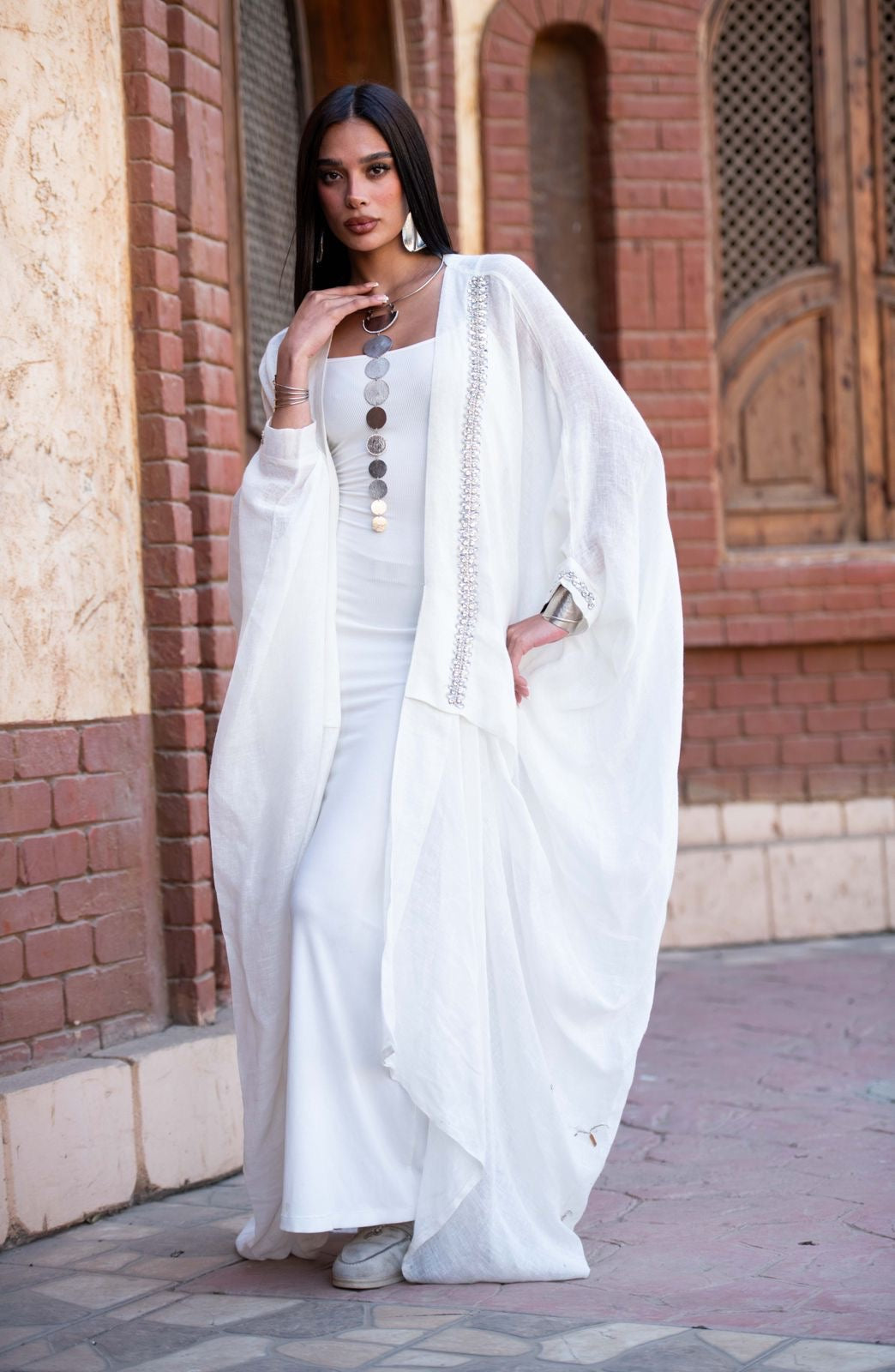 White Almuz kaftan