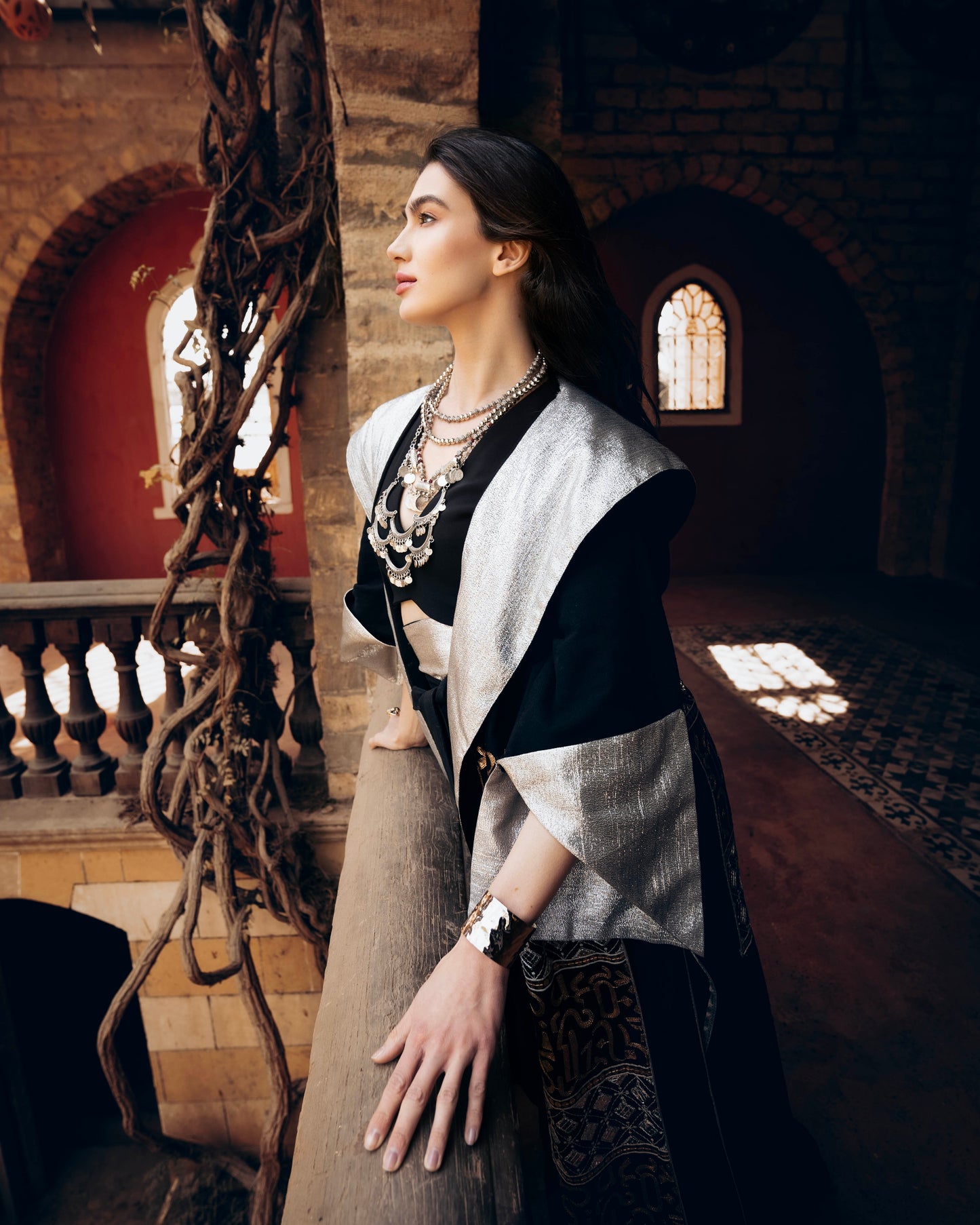 Bilsan Black Kaftan – Hand-Embroidered Luxury