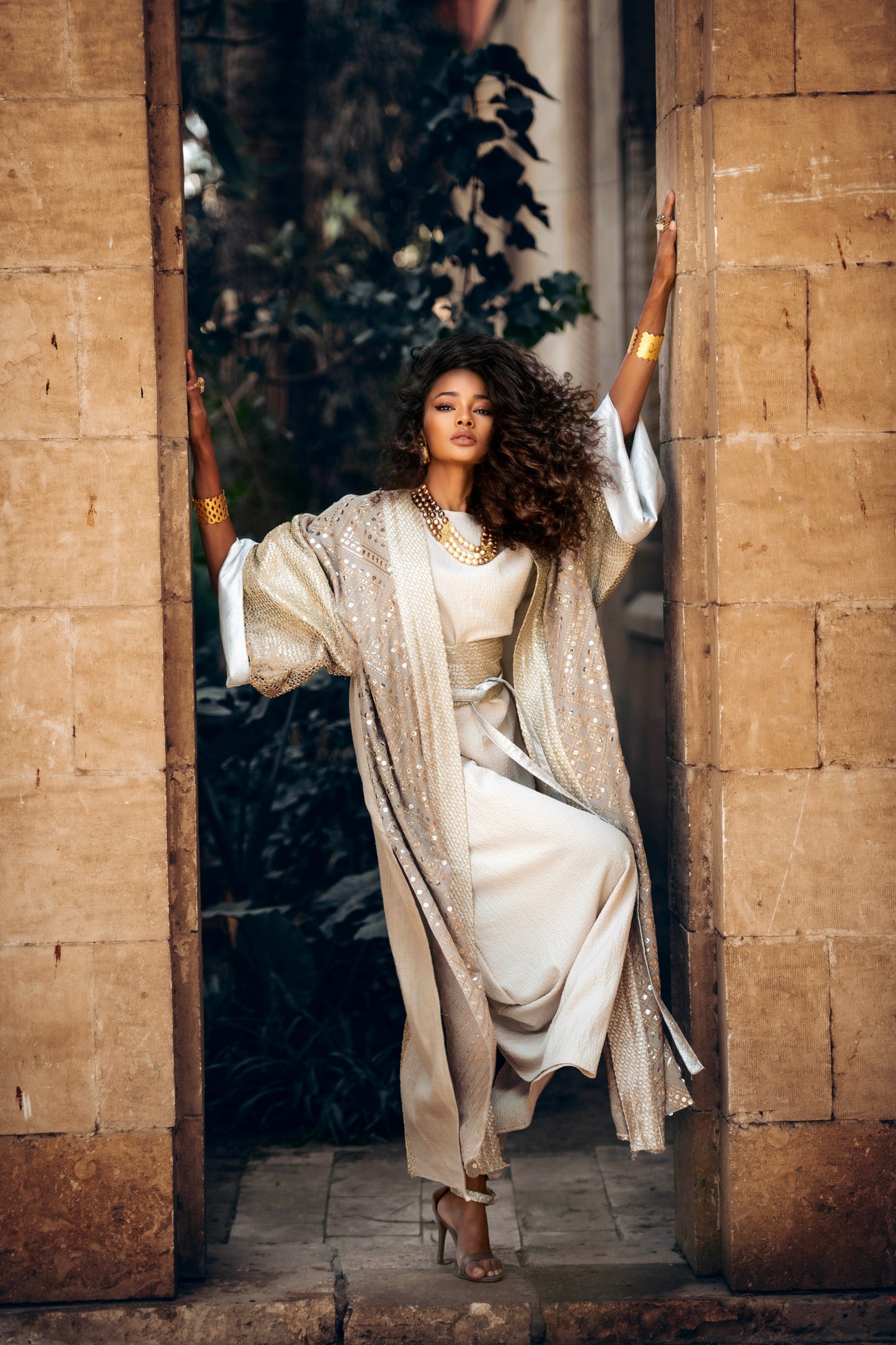 Kashkha Kaftan – Luxury Embroidered Linen