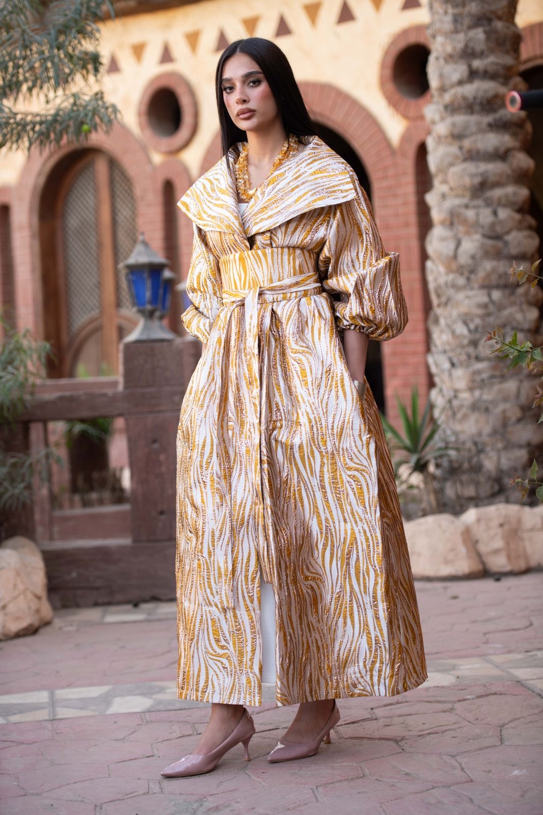 Princess dress kaftan gold