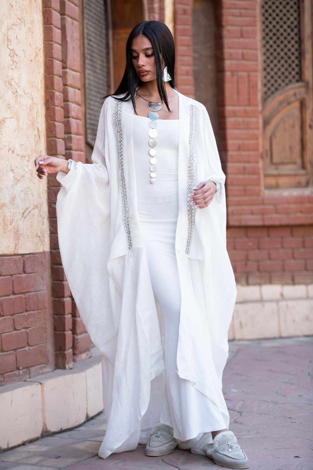 White Almuz kaftan