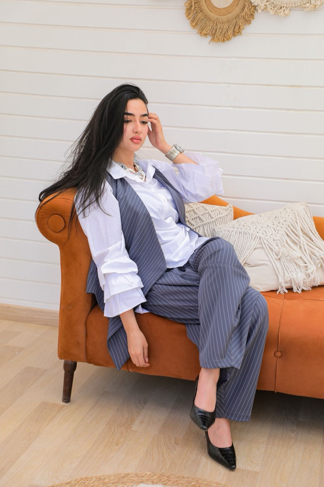 Luna stripped suit gray