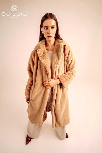 Café Faux Fur Lined Coat – Free Size