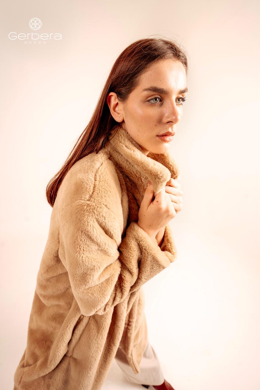 Café Faux Fur Lined Coat – Free Size