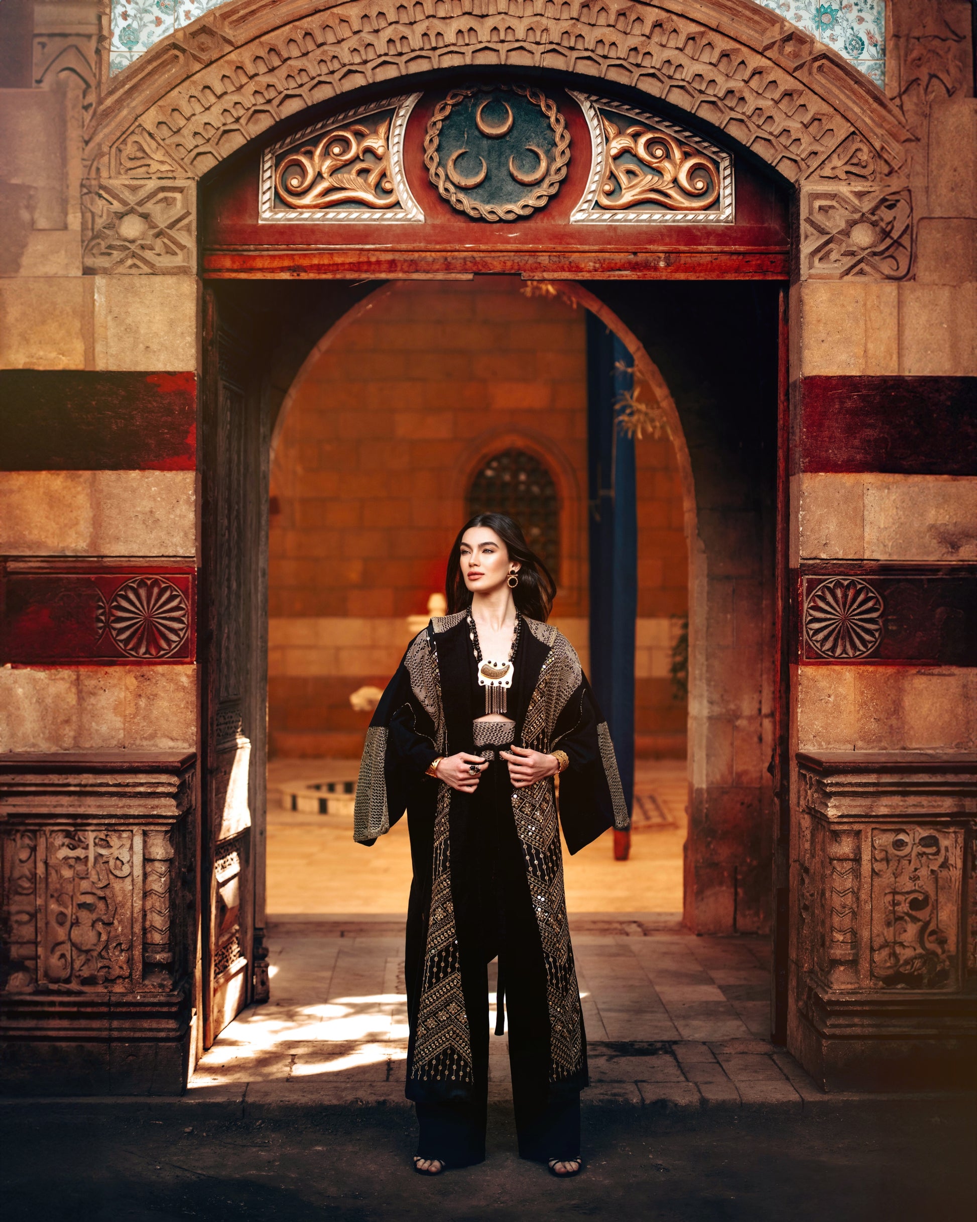 Kaftan Alf Leila w Leila – Timeless Elegance in Handcrafted Linen